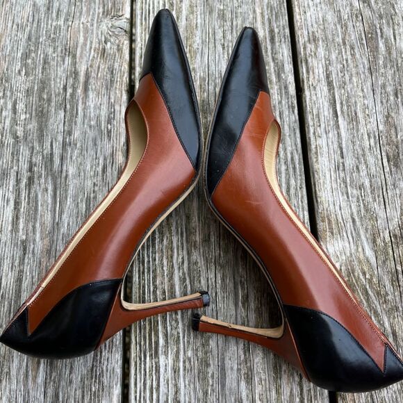 Manolo Blahnik Colorblock Leather Pumps in Black and Cognac Brown 37.5 - Picture 14 of 15